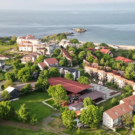 Хотел Sport Generation Camp *