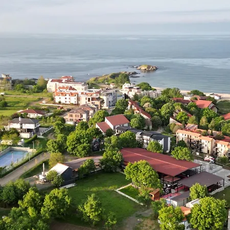 Хотел Sport Generation Camp *