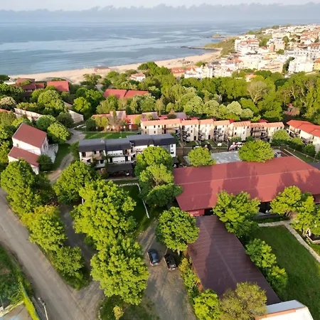 Sport Generation Camp 酒店 洛泽内茨